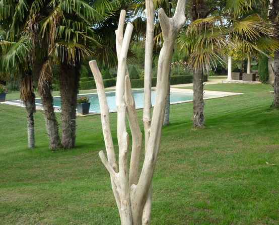 location colonnes et sculptures