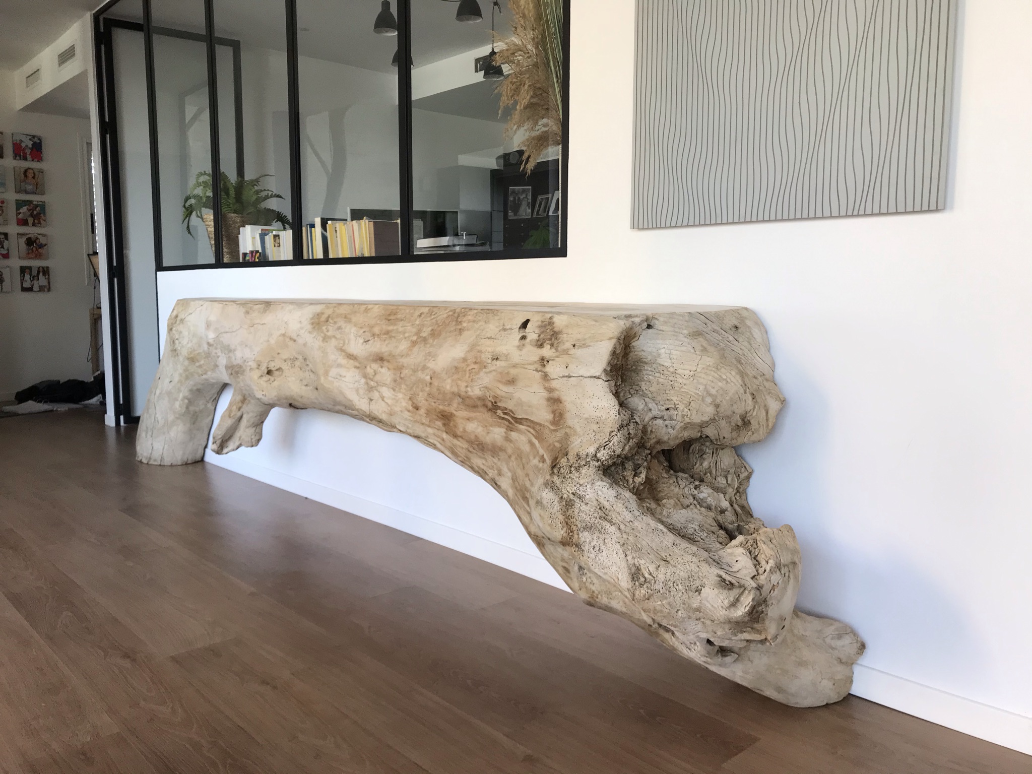 Création d'une console avec un arbre en bois flotté