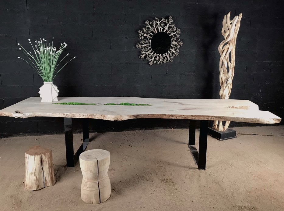 Table de salle à manger en bois flotté