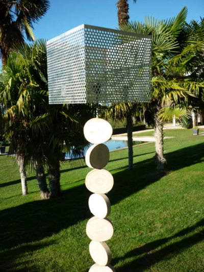 Lampadaire en bois flotté