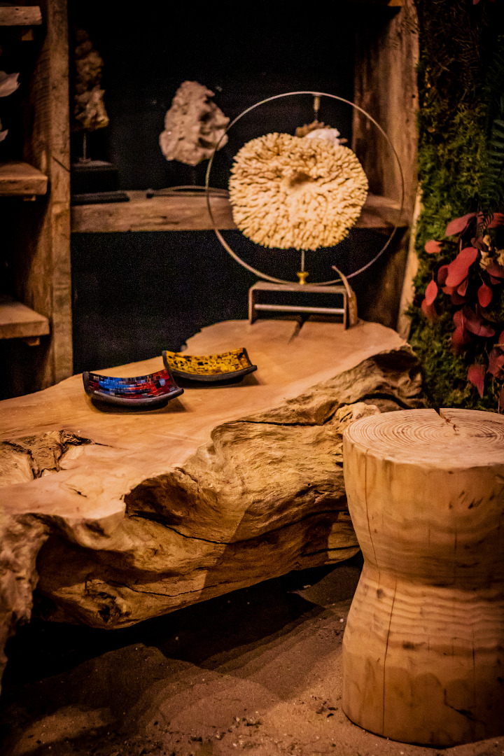 table basse en souche en bois flotté,1.jpg